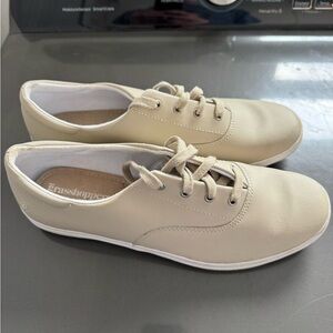 Grasshoppers Women's Lace-Up Sneakers in Beige